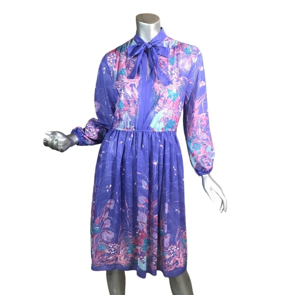 Vintage Mavinette Dress Women's Small/Medium Purple Pink Blue Floral Pattern 3/4